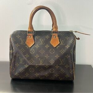 Authentic Louis Vuitton speedy 25 vintage